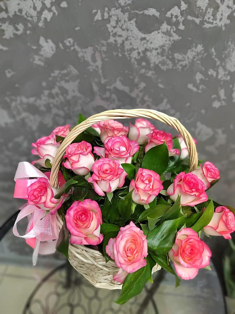 Цветочная композиция из Розы в корзине в Алексеевском