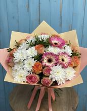Букет цветов из:  Розы, Герберы и Хризантемы в Алексеевском