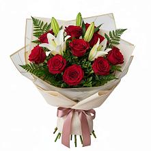 Букет цветов из:  Лилии и Розы в Алексеевском