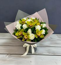 Букет цветов из:  Орхидеи и Розы в Алексеевском