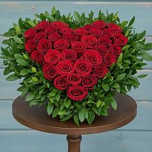 Цветочная композиция из Розы в виде сердца в Алексеевском