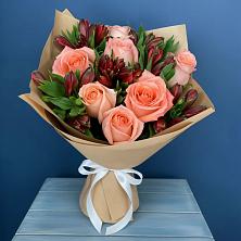 Букет цветов из:  Розы и Альстромерии в Алексеевском