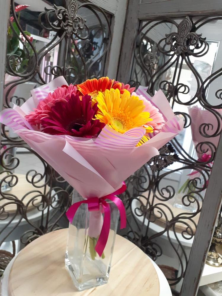 Букет цветов из: Герберы в Алексеевском