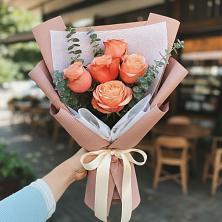 Букет цветов из:  Розы в Алексеевском