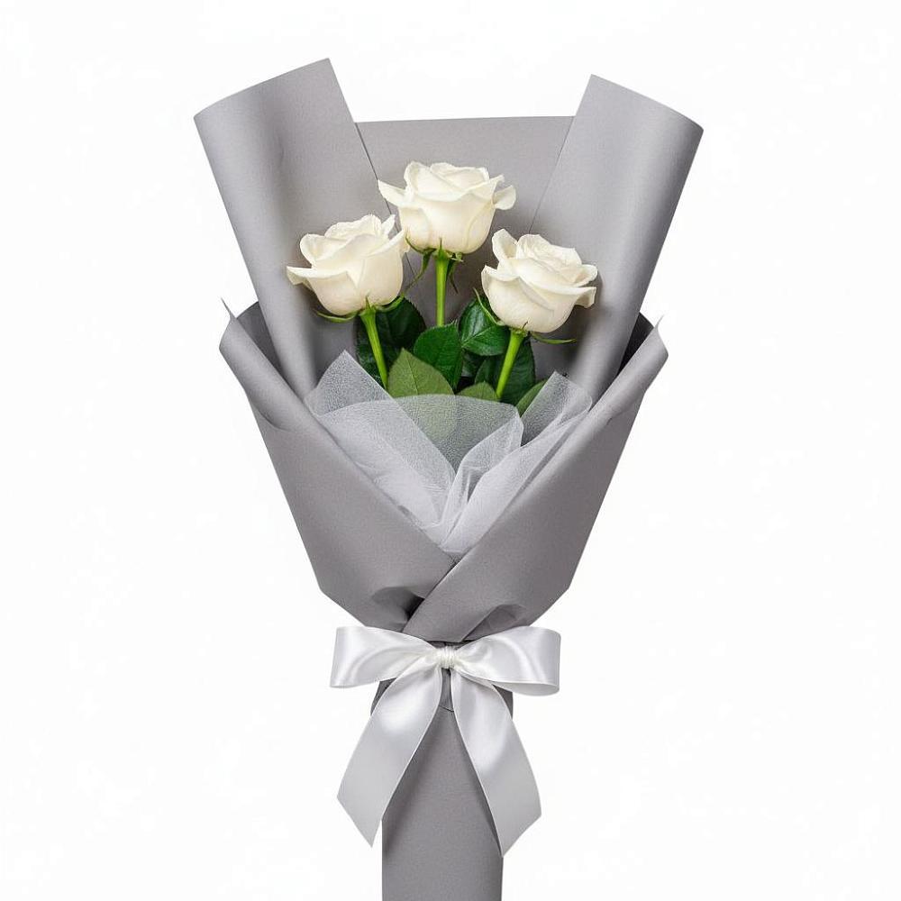 Букет 3 белые розы в Алексеевском