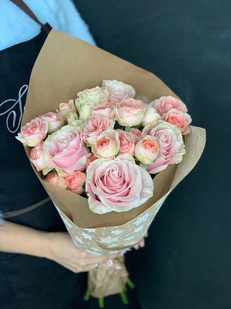 Букет цветов из: Хризантемы и Розы в Алексеевском