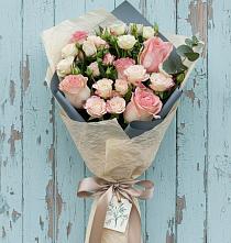 Букет цветов из:  Розы в Алексеевском