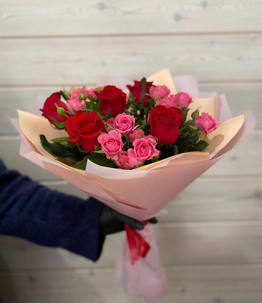 Букет цветов из: Розы в Алексеевском