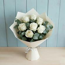 Букет Белые розы в Эвкалипте в Алексеевском