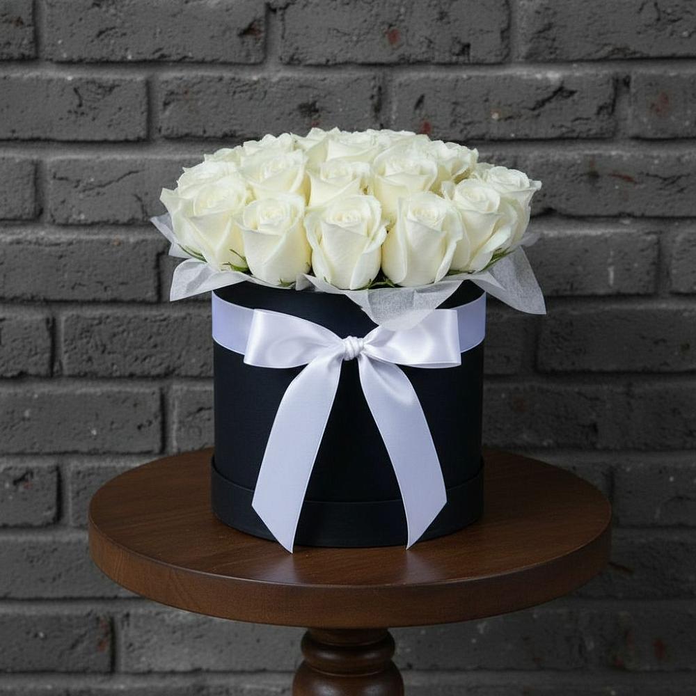 Цветочная композиция из Розы в шляпной коробке в Алексеевском